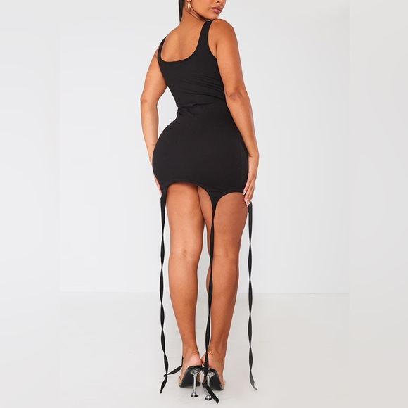 NWOT PrettyLittleThing ‘Los Angeles’ black strappy bodycon dress size 6 - Picture 4 of 10
